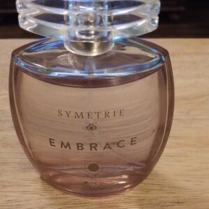 Symétrie Embrace Perfume